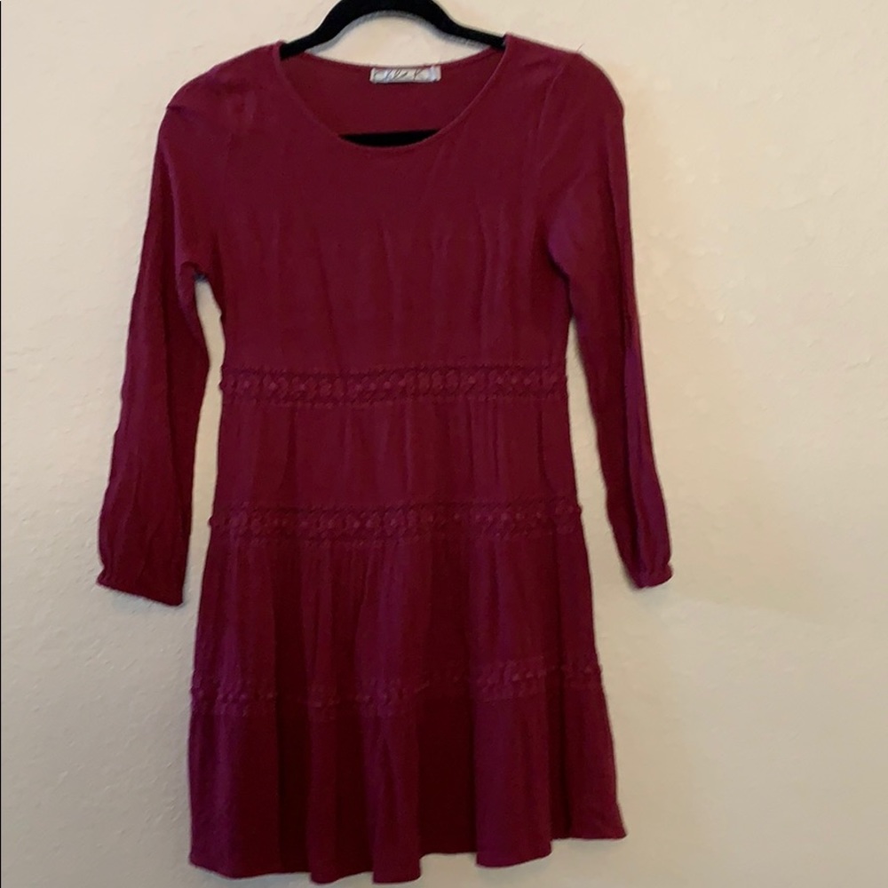 Chloe K Long Sleeve Shift Dress